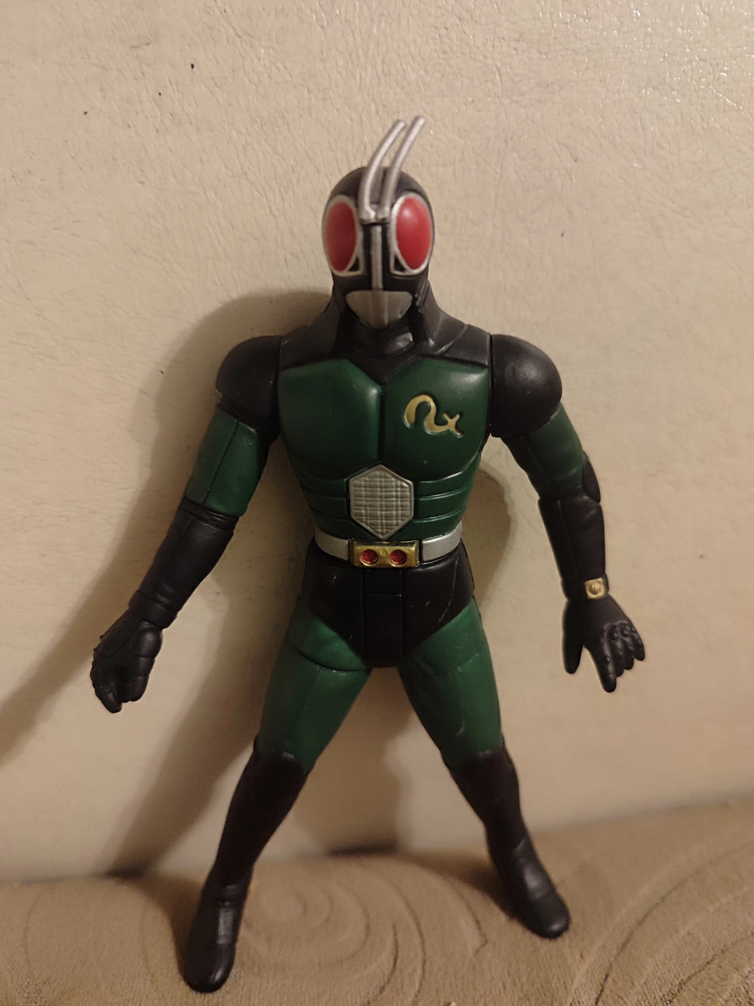 Yutaka Kamen Masked Rider Black Sofubi - Orjinal Japon Yapım  Kahraman Figürü - Boy : 13 cm 