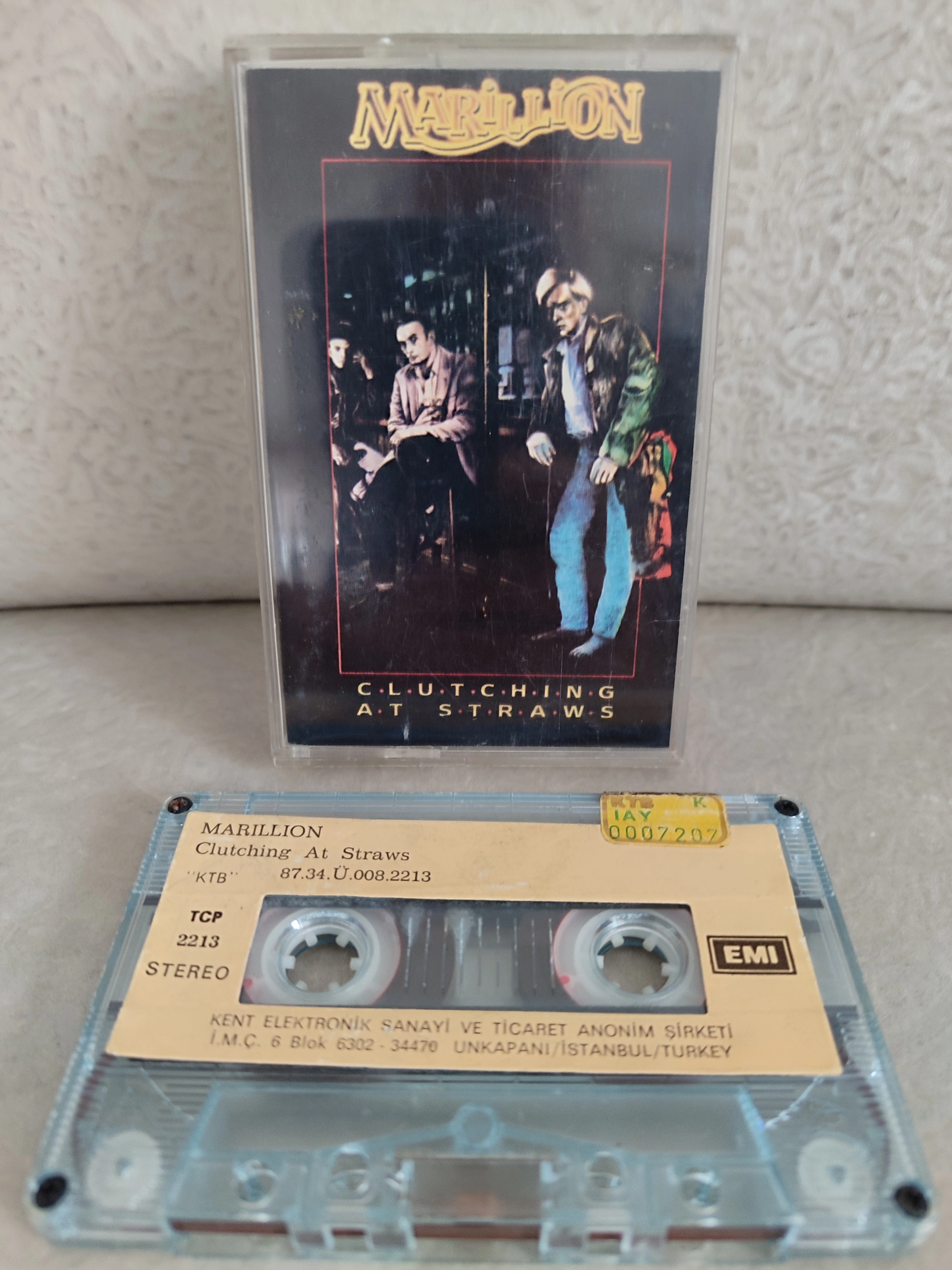 Marillion - Clutching At Straws - 1987 Türkiye Basım Kaset 2.el