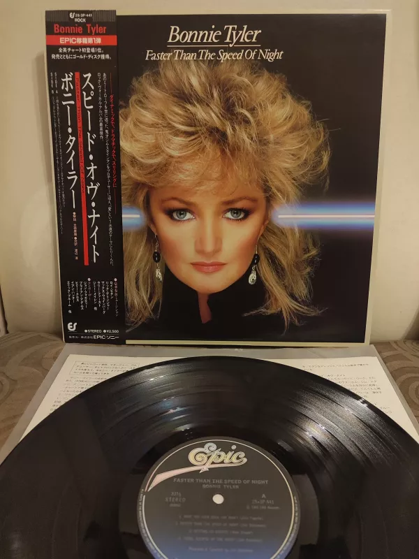 BONNIE TYLER - Faster Than The Speed of The Night - 1983 Japonya Basım Plak - Obi’li Dönem Basım