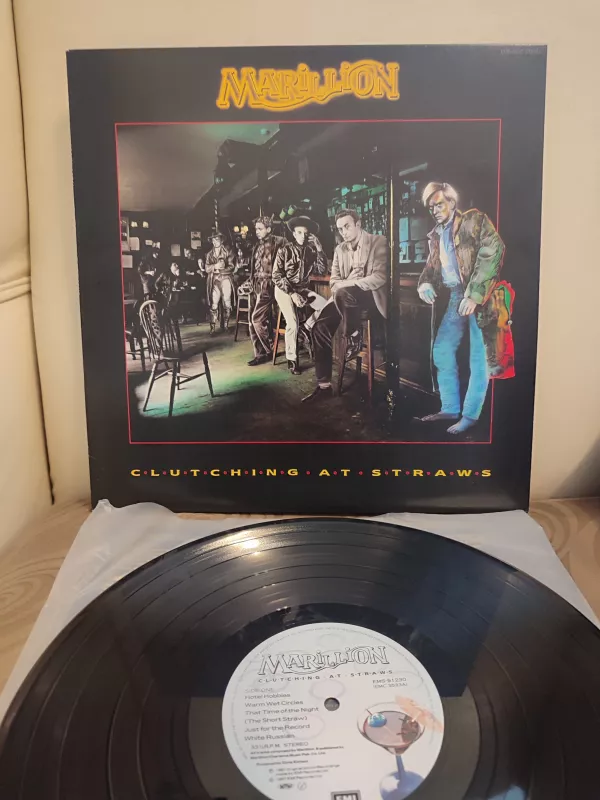 MARILLION - Clutching At Straws 1987 Japonya  Basım LP 33 lük  Plak 2.EL