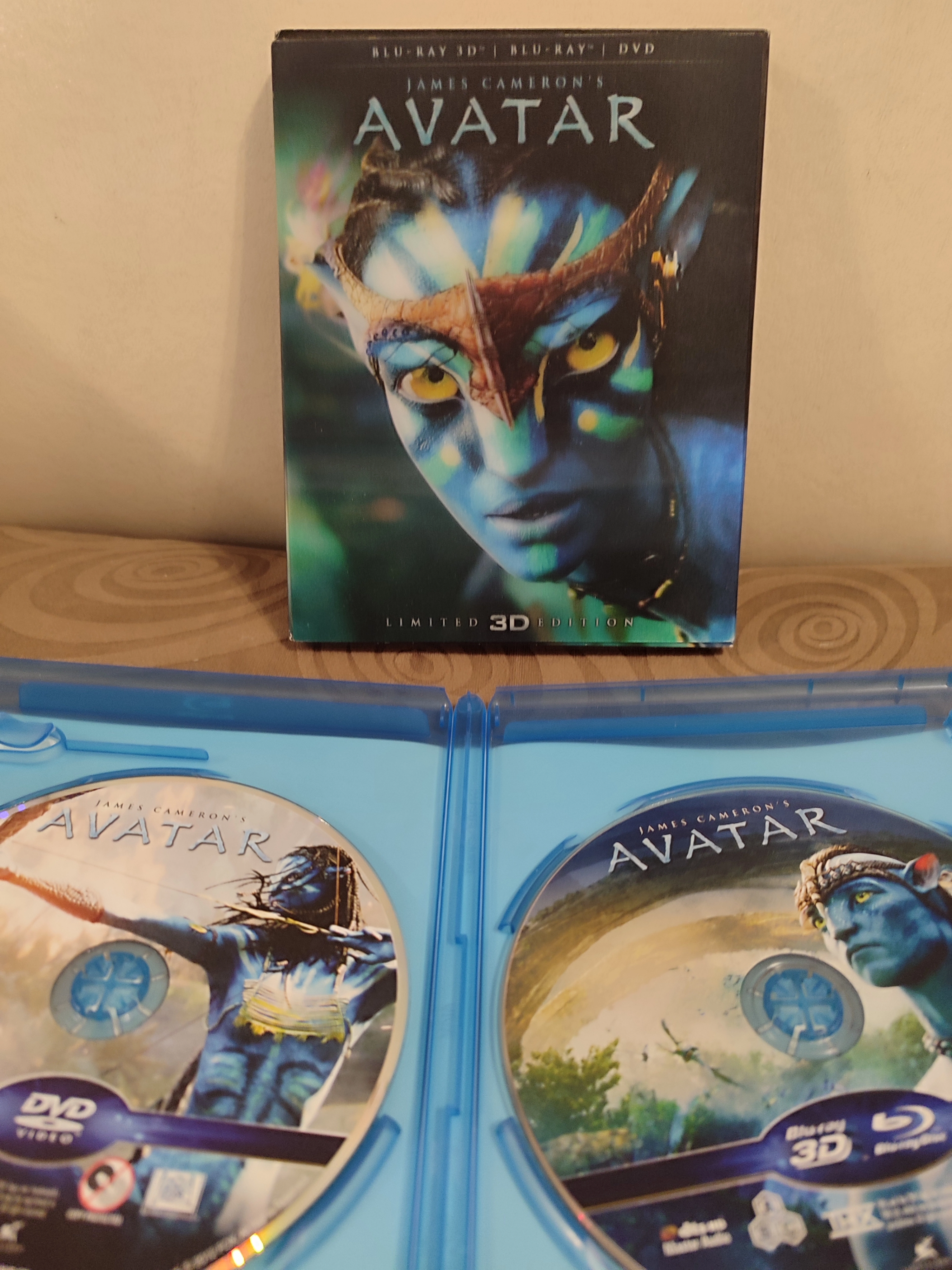 AVATAR -Limited 3D Edition + Blue-ray - 2 Disk - Özel Hologramlı Kutusunda Dublaj ve Altyazılı 2.EL