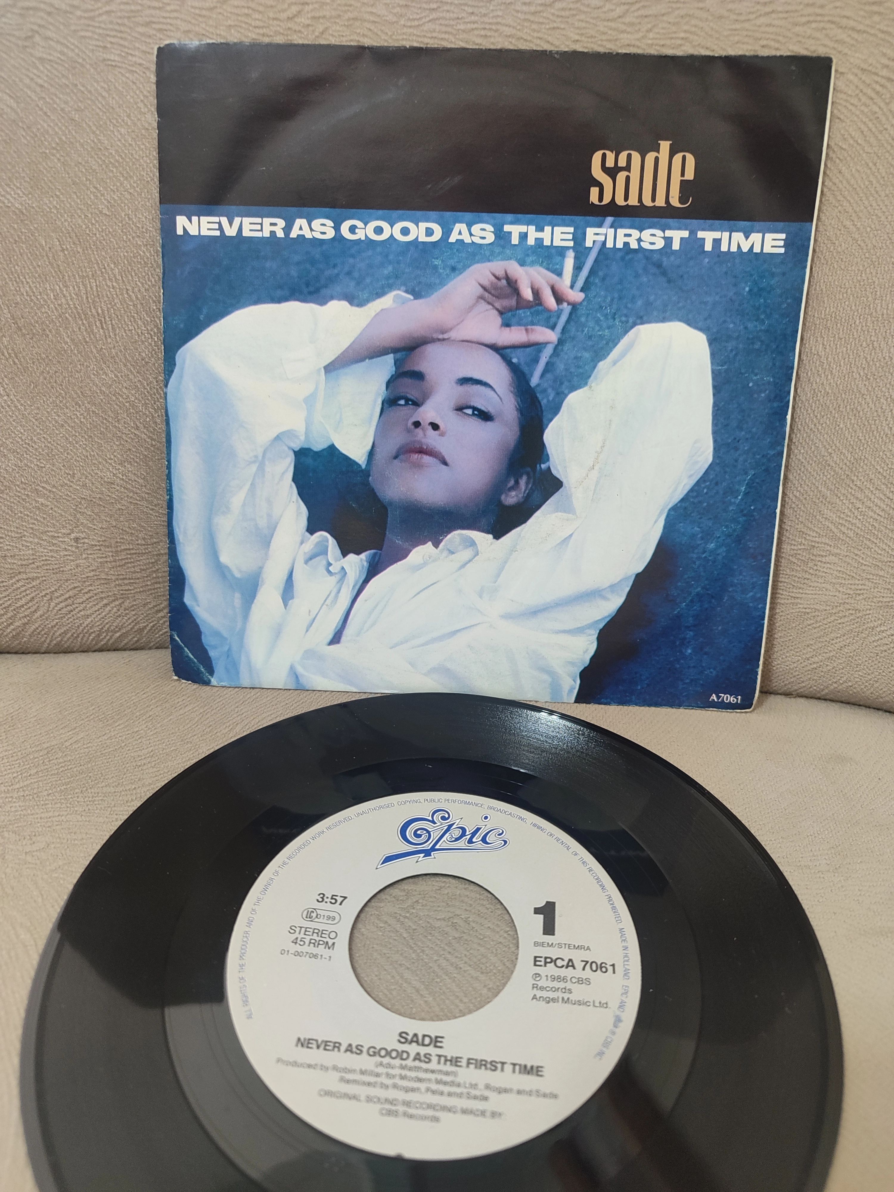 Sade ‎–  Never As Good As The First Time -  1986  Hollanda Basım 45’lik Plak - Dönem Basım