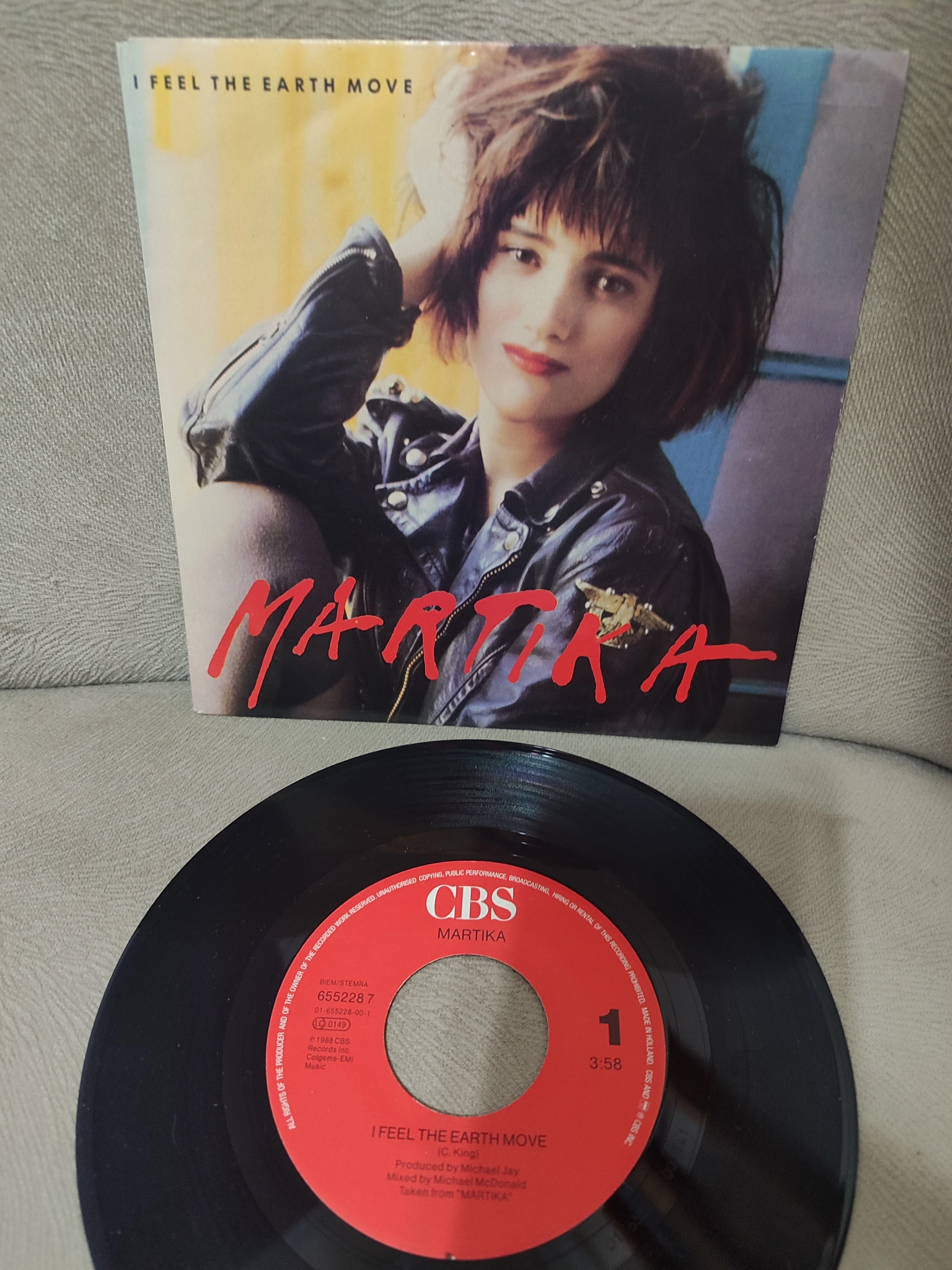 Martika ‎– I Feel The Earth Move - 1989 Hollanda Basım 45lik Plak - Dönem Basım