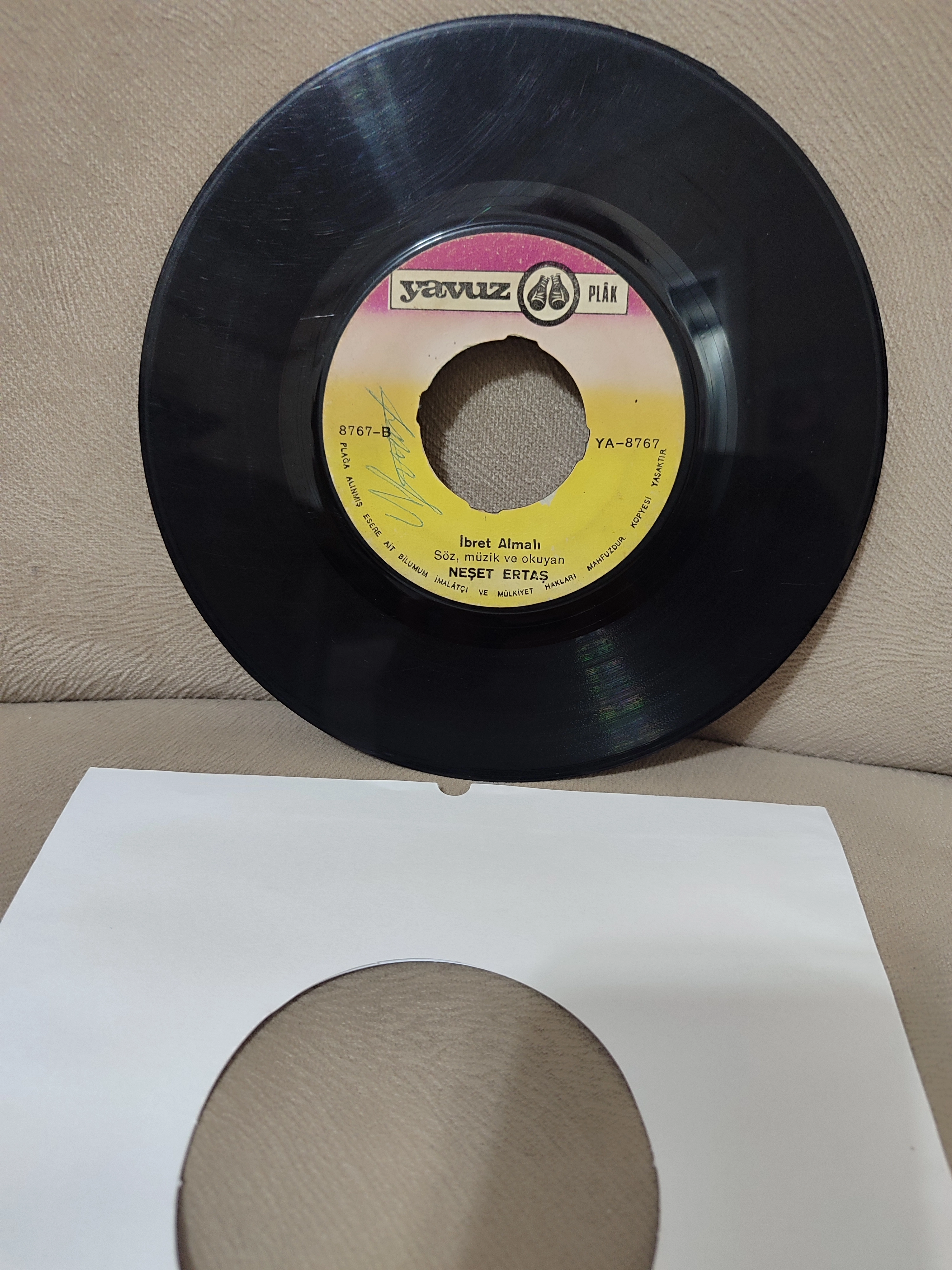 Neşet Ertaş - İki Büyük Nimetim Var / İbret Almalı - 1971 Türkiye Basım 45lik Plak - Dönem Basım