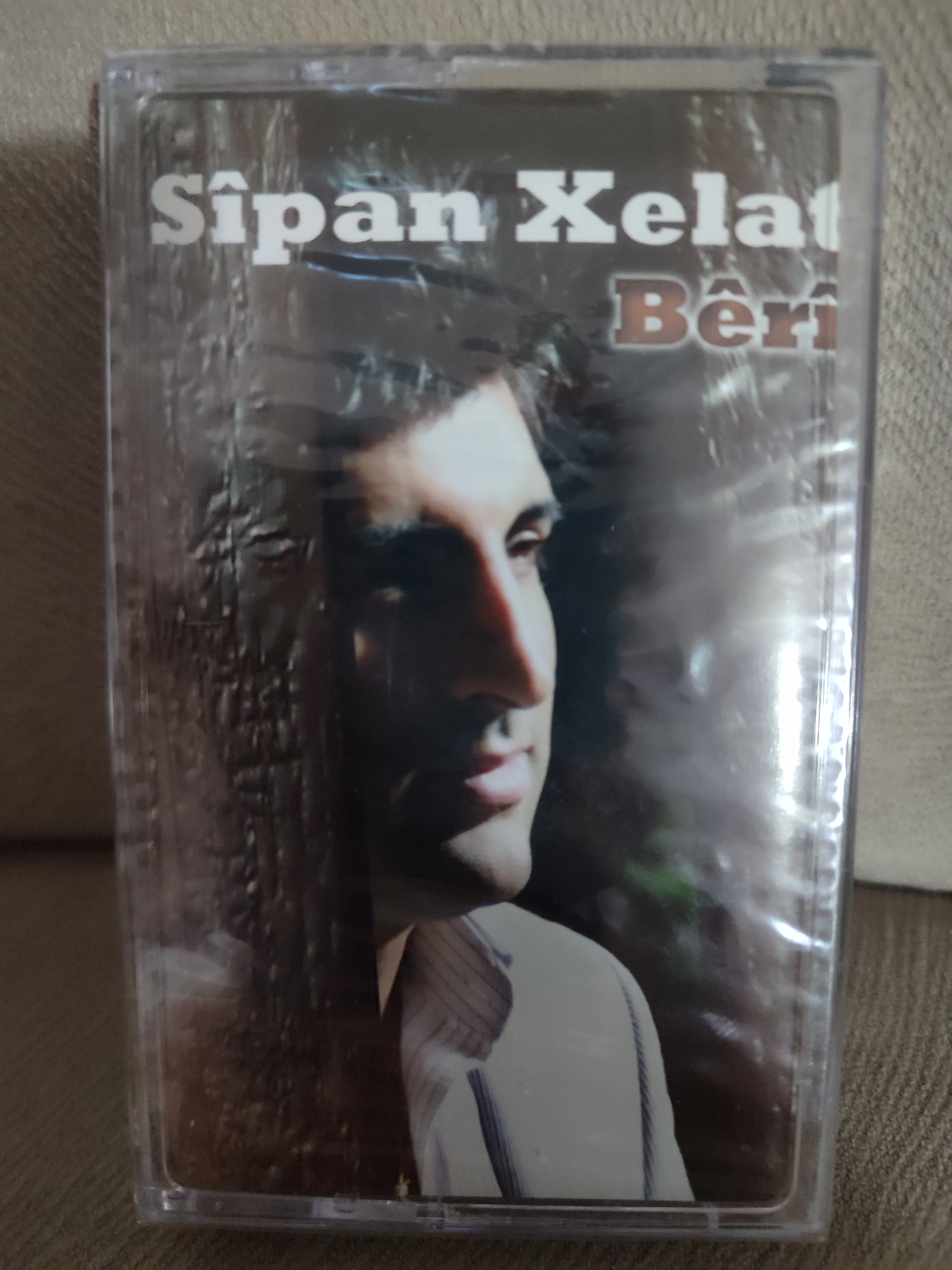 Sipan Xelat - Beri - 2002 Türkiye  Basım Kaset Albüm  (Kürtçe) - Ambalajında