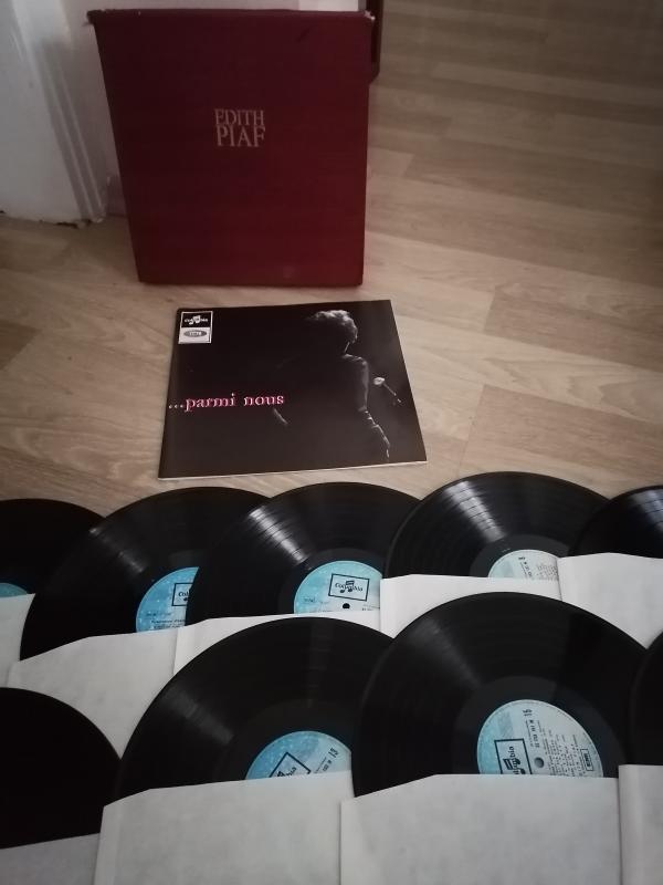 EDITH PIAF - PIAF - 1965 FRANSA Basım - 10 PLAKLIK EDITH PIAF KÜLLİYATI - BOX SET - 20 SAYFA KİTAPÇIK