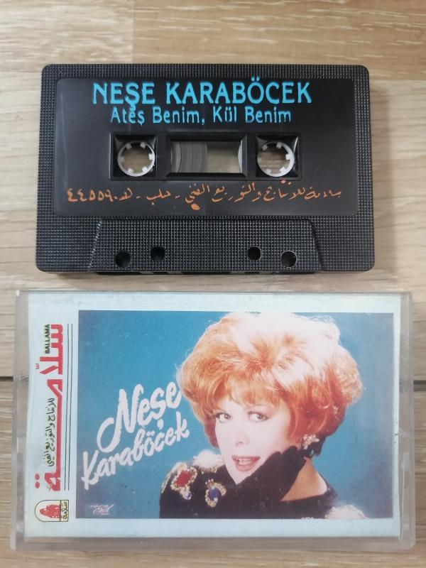 NEŞE KARABÖCEK - ATEŞ BENİM KÜL BENİM - 199? NADİR SURİYE BASIM - KASET ALBÜM