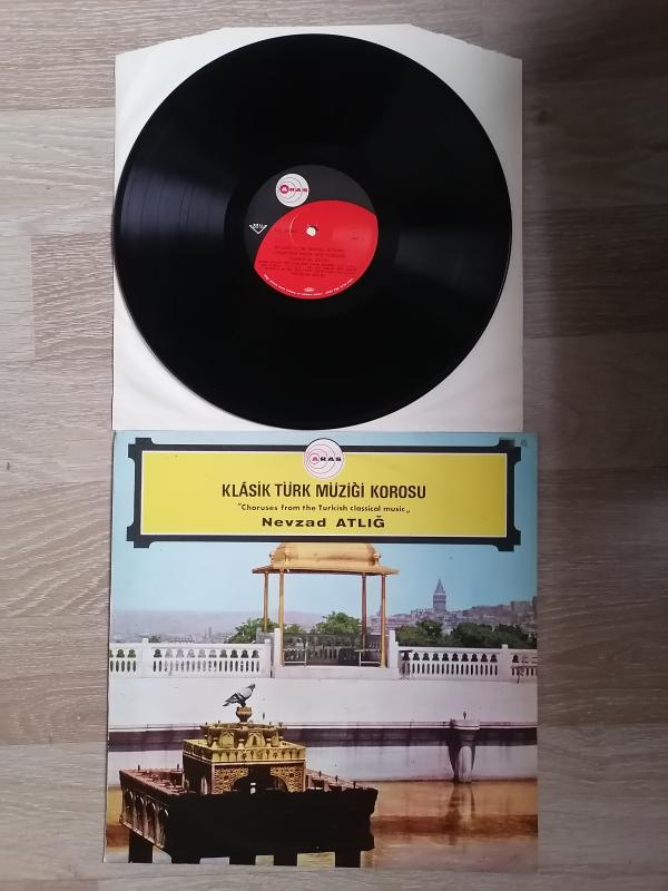 KLASİK TÜRK MÜZİĞİ KOROSU - Nevzat Atlığ - Türkiye Dönem Basım LP Albüm- 33 LÜK PLAK