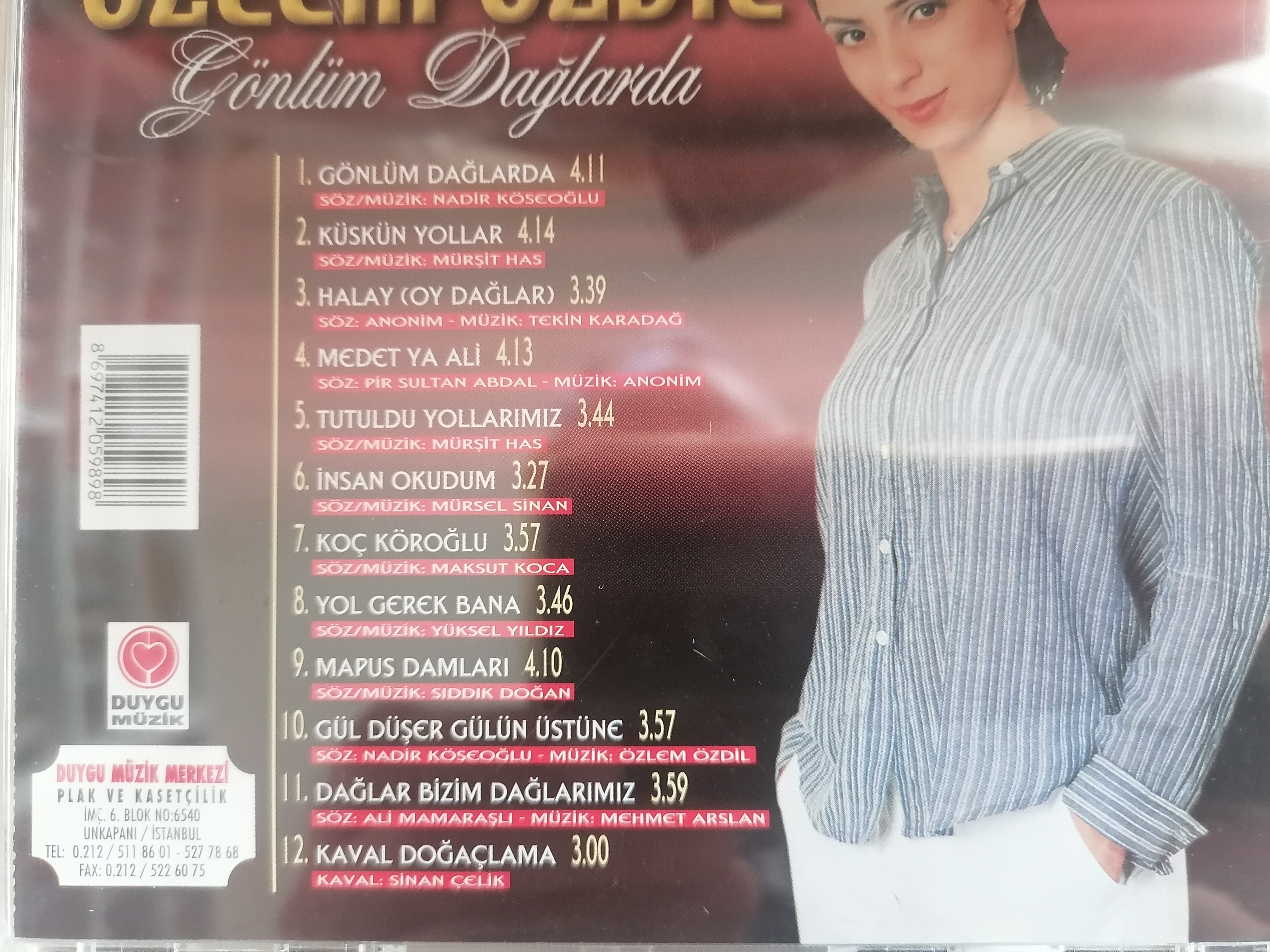 ÖZLEM ÖZDİL - Gönlüm Dağlarda - Türkiye Basım (Duygu Müzik ) - CD Albüm