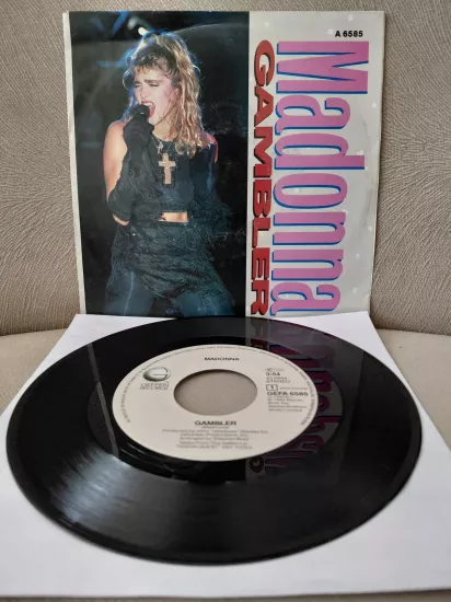 Madonna  –  Gambler -  1985  Hollanda Basım 45 lik Plak