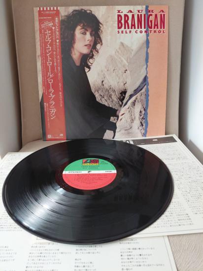 Laura Branigan  -  Self Control  - 1984 Japonya  Basım LP Plak Albüm - Obi’li