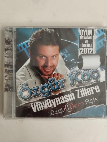 Özgür Koç Vur Oynasın Zillere Oyun Havaları Ve Türküler 2012 - Türkiye Basım - CD Albüm / Açılmamış Ambalajlı