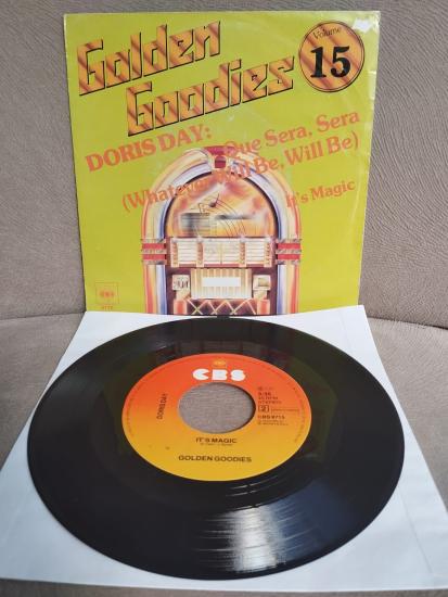 Doris Day ‎– Que Sera, Sera (Whatever Will Be, Will Be) / It’s Magic - 1980 Hollanda Basım 45 lik Plak