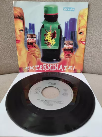 SNAP   Featuring Niki Haris  –  Exterminate -  1982  Hollanda Basım  45’lik  Plak