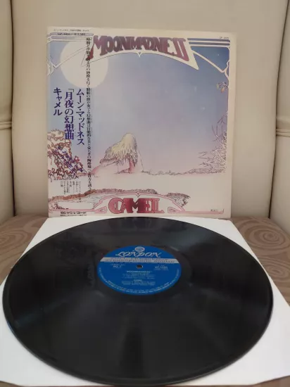 CAMEL  -  Moonmadness  - 1976  Japonya  Basım  LP Plak /Obili