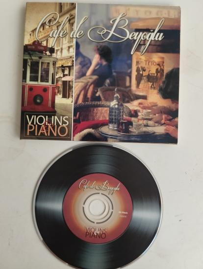 Taxim Beyoğlu Trio – Cafe De Beyoğlu - Violins & Piano  –  2011 Avrupa Basım  2. El CD  Albüm