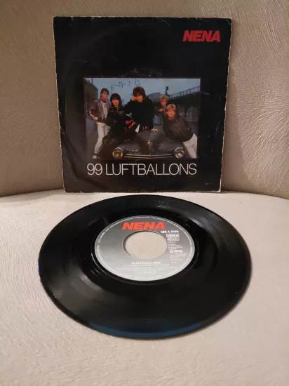 Nena  –  99 Luftballons  -  1983  Almanya Basım 45lik Plak