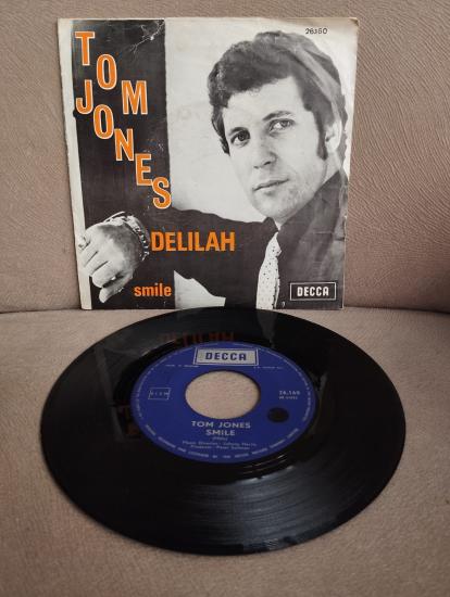 Tom Jones – Delilah -  1968 Belçika Basım 45lik Plak
