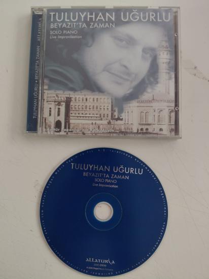Tuluyhan Uğurlu –  Beyazıt’ta Zaman - 2002 Türkiye Basım - CD Albüm