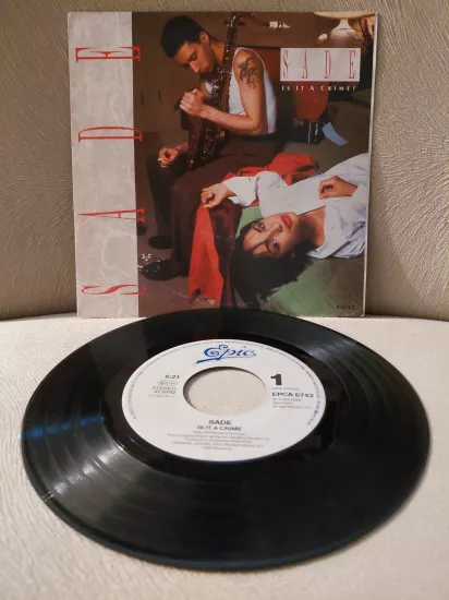 SADE  –  Is It A Crime  -  1985  Hollanda Basım 45lik Plak