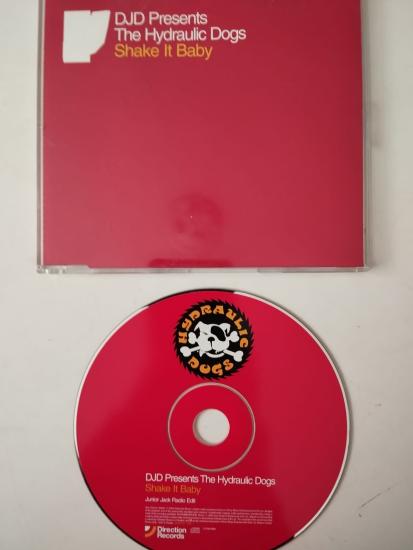 DJD Presents The Hydraulic Dogs – Shake It Baby -  2002 Avrupa  Basım - 2. El  CD, Single