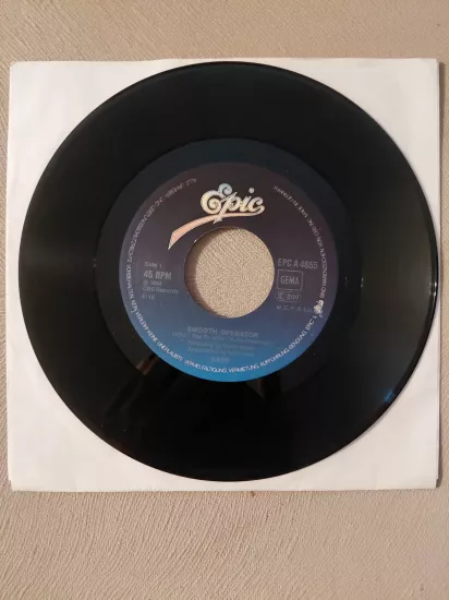SADE  –  Smooth Operator -  1984  Hollanda Basım 45lik Plak / Kapaksız