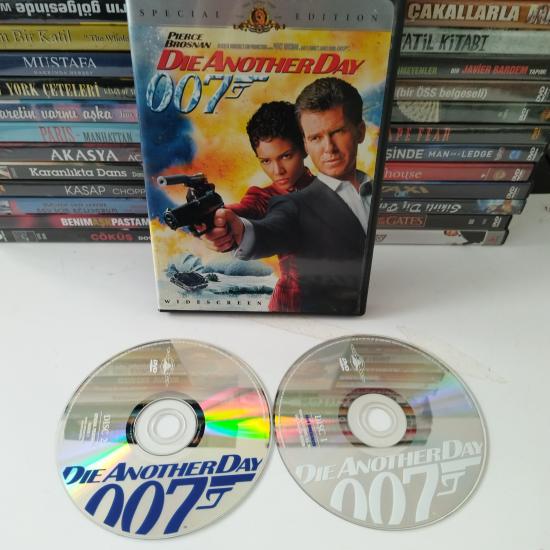 Die Another Day 007 - 1.Bölge yurtdışı basım ( türkçe seçenek yoktur) - 2 diskli film