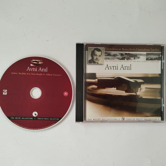 Unutulmaz Bestecilerin Unutulmaz Eserleri   Avni Anıl    - 2005 Avrupa  Basım 2. El  CD  Albüm