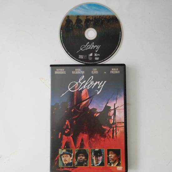 Glory / Edward Zwick  Film - 2. El  DVD Film-1. BÖLGE-Türkçe dil seçeneği yoktur