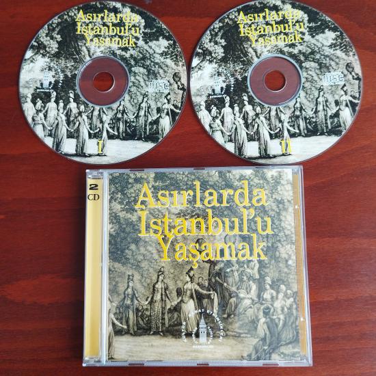 Asırlarda İstanbul’u Yaşamak -  Türkiye Basım -  2.El 2XCD  Albüm