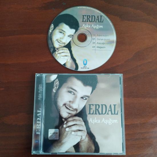 Erdal  -  Aşka Aşığım  / Türkiye Basım -  2. El CD  Albüm