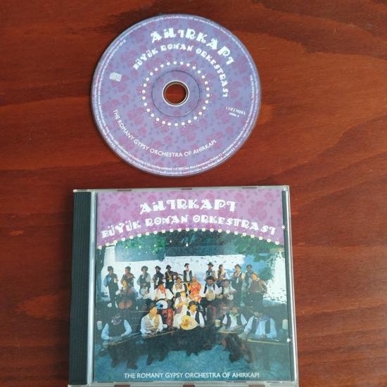 Ahırkapı Büyük Roman Orkestrası ‎– The Romany Gypsy Orchestra Of Ahirkapi -  2002 Türkiye Basım -  2. El CD  Albüm