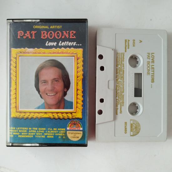 Pat Boone  / Love Letters In The Sand - Avusturya Basım 2. El Kaset