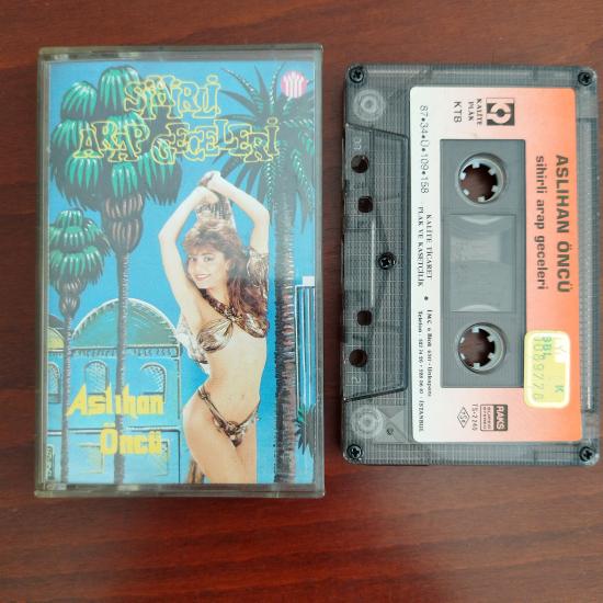 Aslıhan Öncü / Sihirli Arap Geceleri - 1987 Türkiye Basım 2. El Kaset