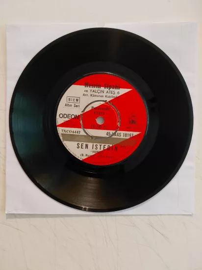 Nesrin Sipahi –  Gelsen Bana / Sen İstedin - 1969 Türkiye Basım 45 lik Plak/Kapaksız