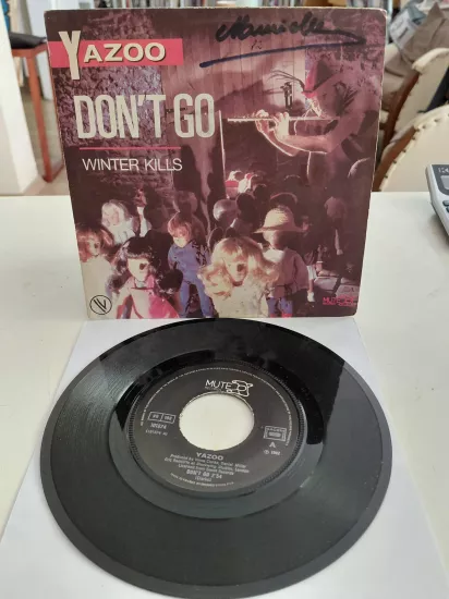 YAZOO -  Don’t Go -  1982 Fransa Basım 45lik Plak