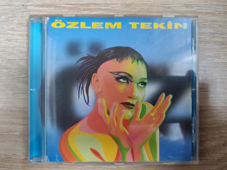 Özlem Tekin - Öz - 1988 Türkiye Basım CD Albüm