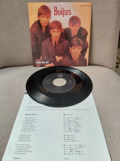 THE BEATLES -Love Me Do - Japonya 1992 Basım Nadir 45lik Plak