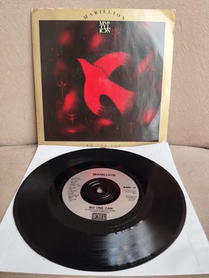 MARILLION - No One Can / A Collection  - 1991 İngiltere  Basım 45 LİK PLAK