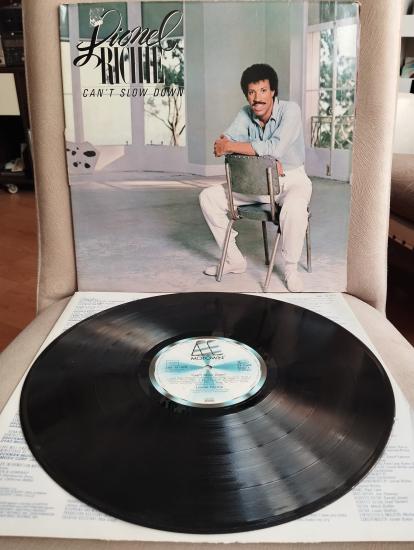 LIONEL RICHIE - CAN’T SLOW DOWN - 1983 ALMANYA  BASIM 33 LÜK ALBÜM LP PLAK