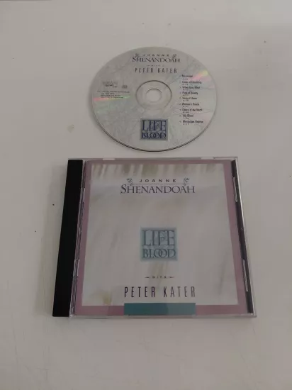 Joanne Shenandoah with Peter Kater – Life Blood  - 1995 USA Basım - CD Albüm
