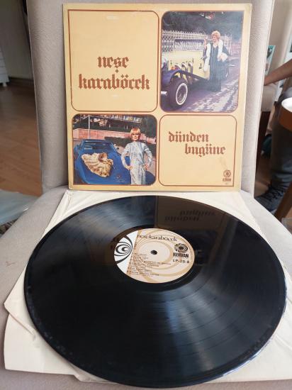 Neşe Karaböcek – Dünden Bugüne - 1977 Türkiye Basım 33 Lük LP Plak