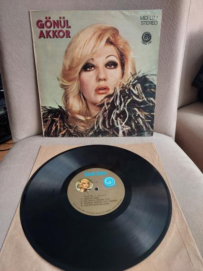 Gönül Akkor – Sizden Biri- 1974 Türkiye Basım - 10 inç LP Plak
