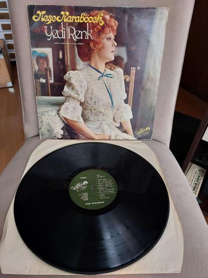 Neşe Karaböcek – Yedi Renk - 1982 Türkiye Basım Albüm - 33 lük LP Plak