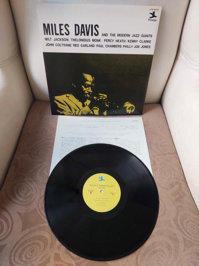 Miles Davis – Miles Davis And The Modern Jazz Giants -1973 Japonya Basım Albüm -33 lük LP Plak 