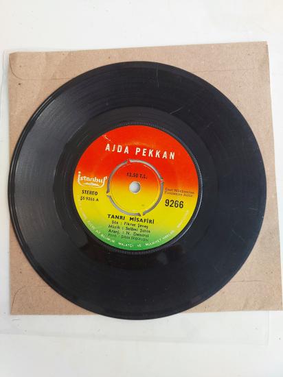 Ajda Pekkan – Tanrı Misafiri / İçme Sakın - 1973 Basım Kapaksız 45 Lik Plak
