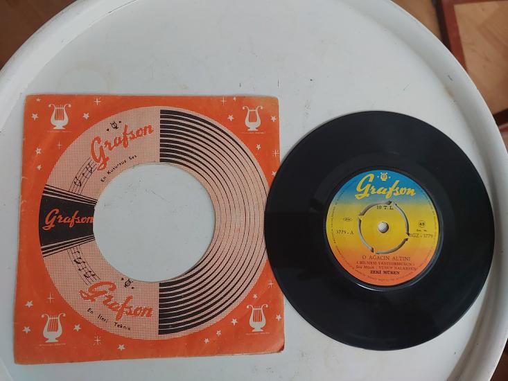 Zeki Müren – O Ağacın Altını / Şeytana Uyduk Bir Kerre -1972 Türkiye Basım Firma Kapaklı 45 Lik Plak