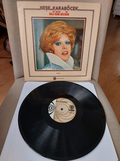 Neşe Karaböcek – Deli Gibi Sevdim - 1975 Türkiye Basım LP Albüm Plak