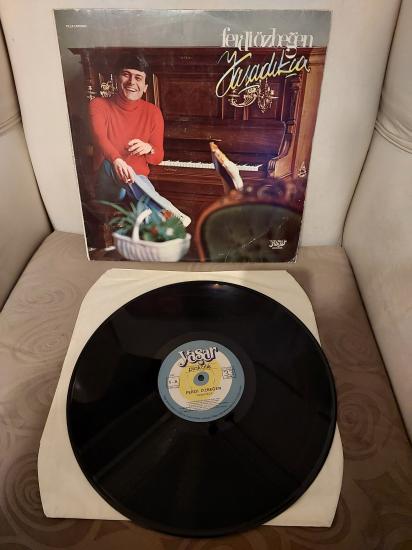 Ferdi Özbeğen – Yaşadıkça - 1981 Türkiye Basım LP Albüm Plak