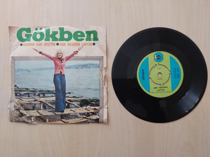 Gökben – Rüzgar Gibi Geçtin / Aşk Dediğin Laftır  - 1975 Türkiye  Basım 45 lik Plak